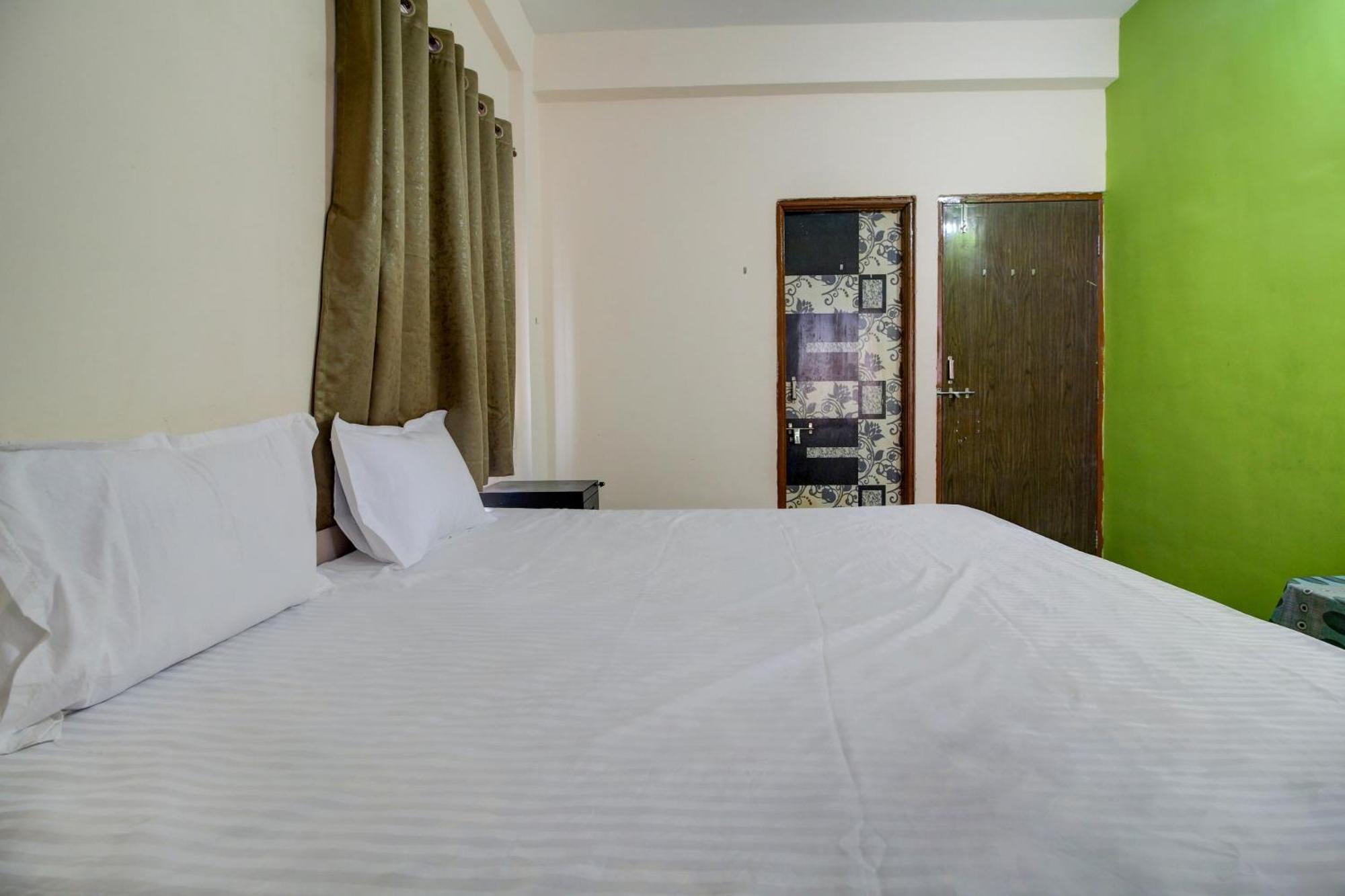 Hotel O Elite Inn Koradi Esterno foto