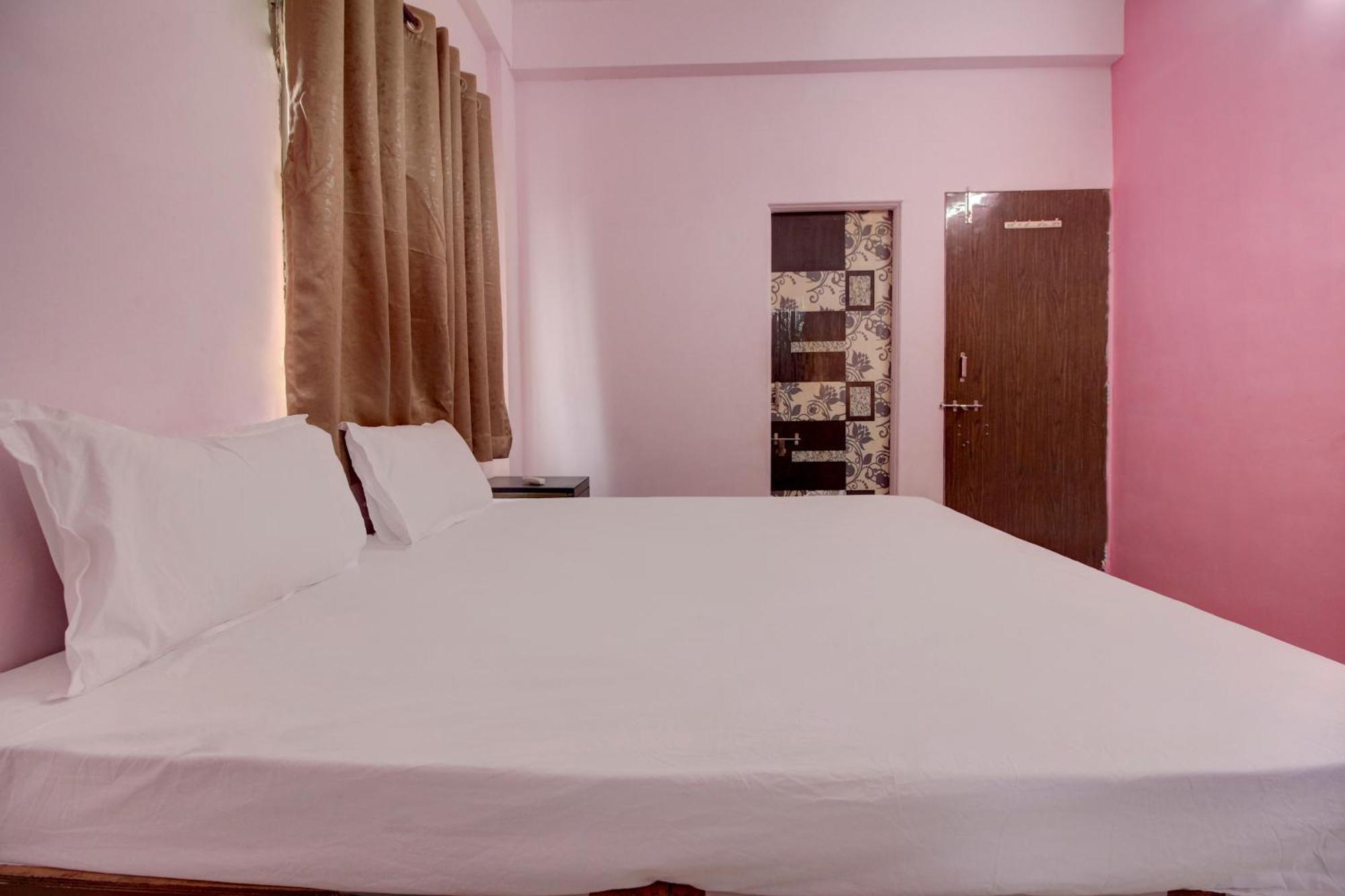 Hotel O Elite Inn Koradi Esterno foto