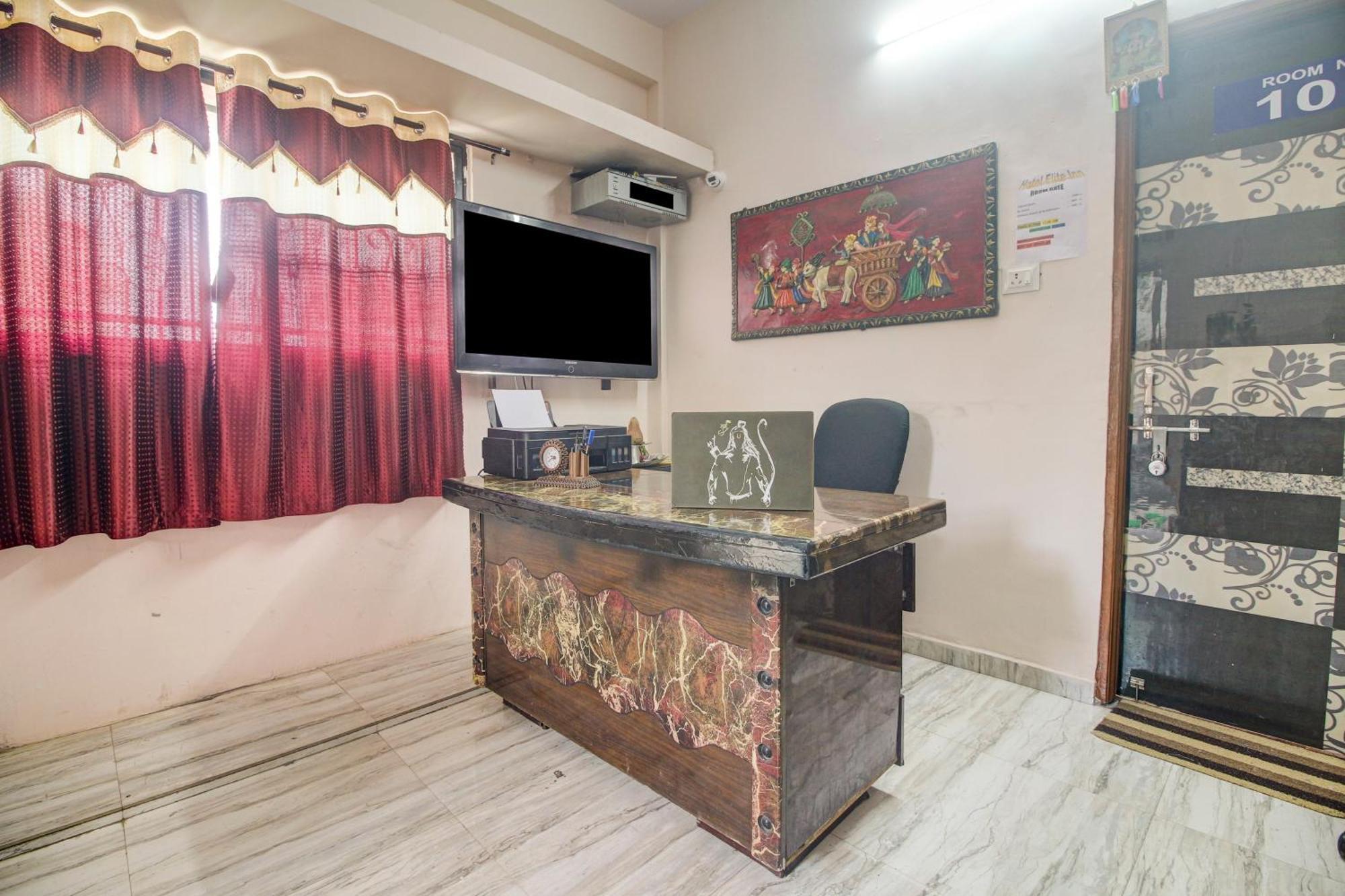 Hotel O Elite Inn Koradi Esterno foto